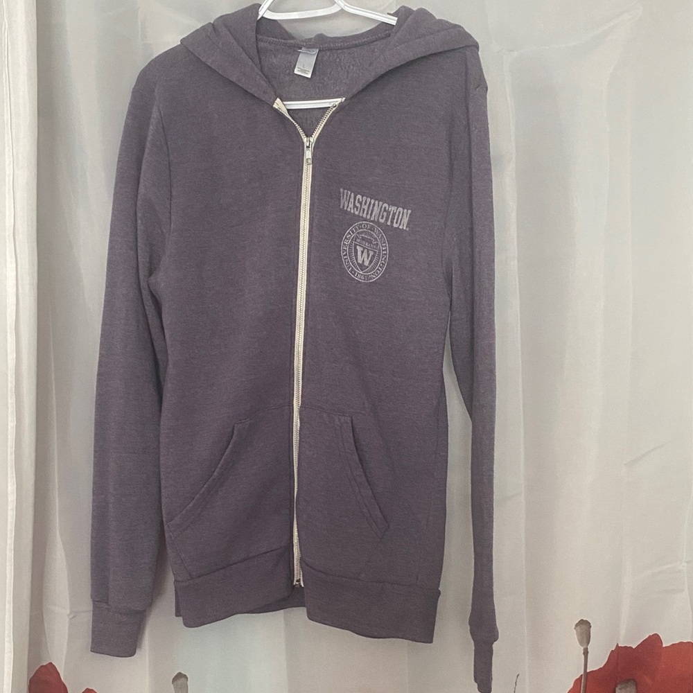 University of Washington Huskies  zip up hoodie. Size L Excellent condition.